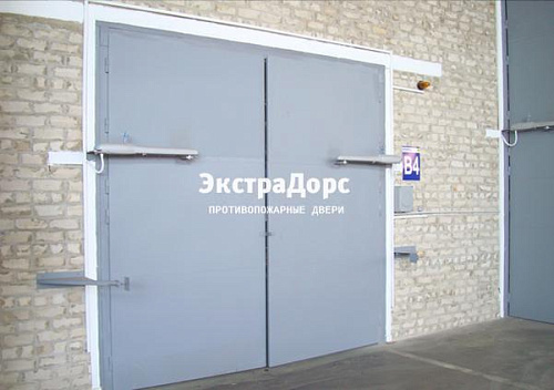 Ворота противопожарные распашные серые